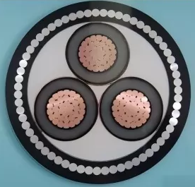 Care sunt cerințele de performanță pentru materialele izolatoare ale cablurilor de alimentare de medie tensiune?